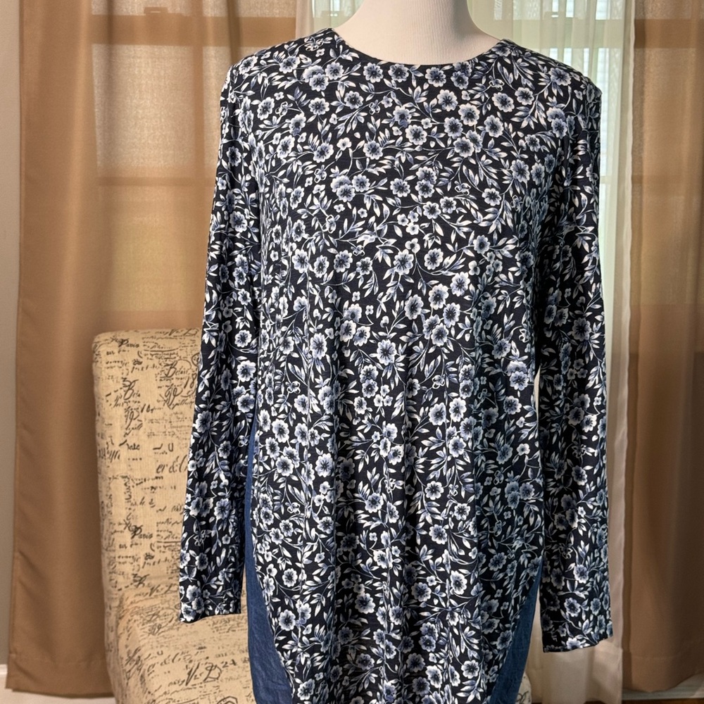 JJill ladies top size L